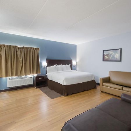 Hometowne Studios By Red Roof San Antonio - Seaworld Northwest Dış mekan fotoğraf