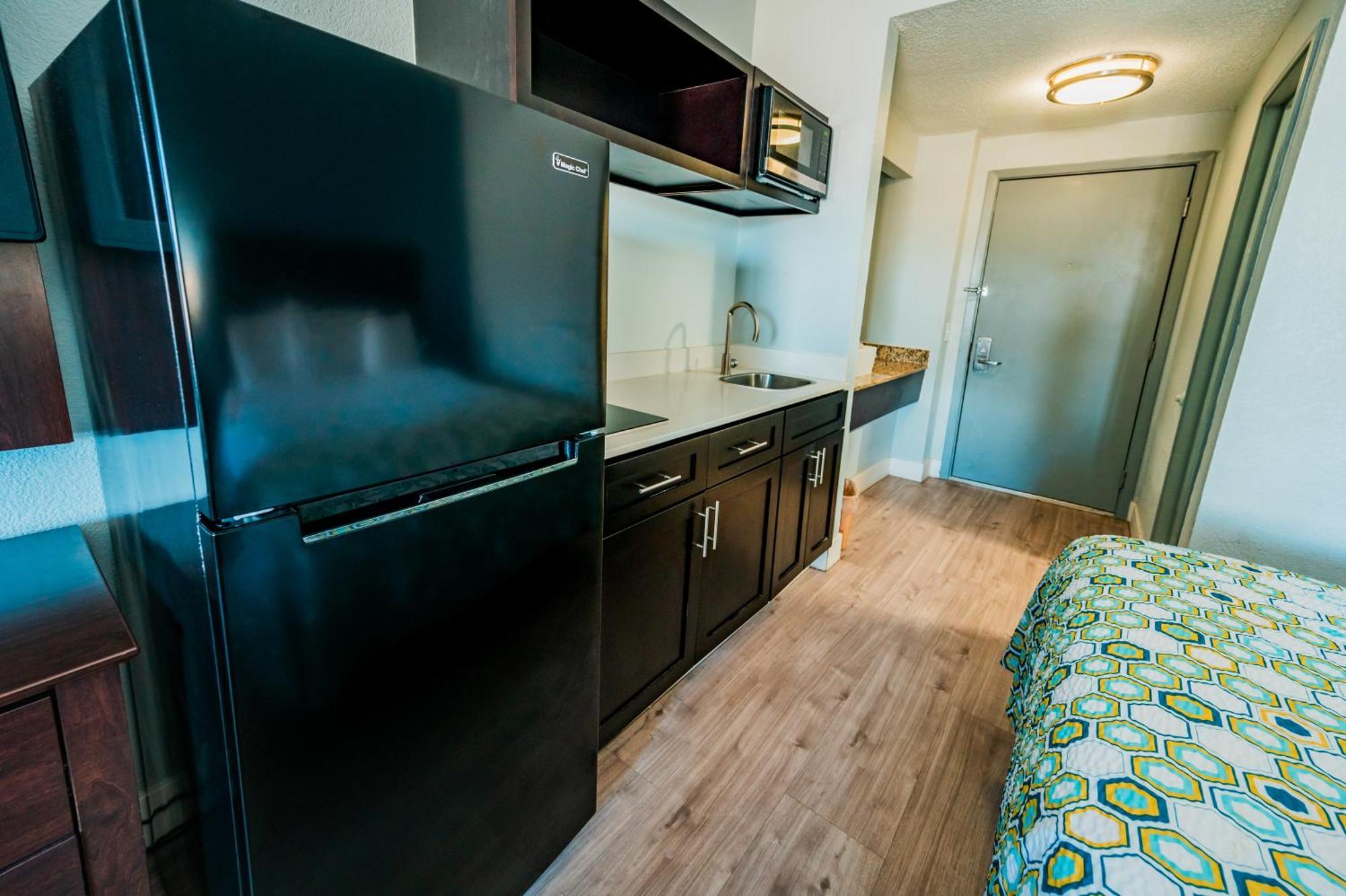 Hometowne Studios By Red Roof San Antonio - Seaworld Northwest Dış mekan fotoğraf