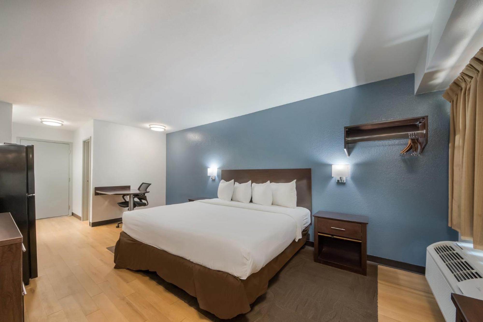 Hometowne Studios By Red Roof San Antonio - Seaworld Northwest Dış mekan fotoğraf